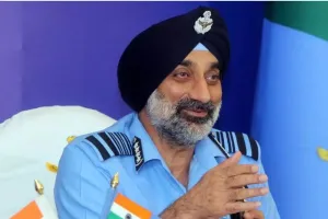 वायु सेना ने साबित की अपनी ताकत : पाकिस्तान के दावे मनोहर कहानियां, एपी सिंह ने कहा- दुश्मन के सामने मनवाया अपना लोहा