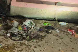 सफाई व्यवस्था चौपट : लगे गंदगी व कचरे के ढेर, नियमित नहीं हो रही सफाई