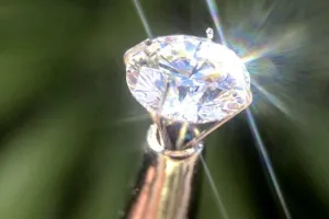 रूस में मिला 340 कैरेट का हीरा : अब तक का सबसे बड़ा हीरा, बाजार के दामों के लिए भी है खास 