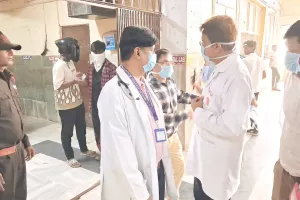 जेएलएनएच में बिजली के कंट्रोल पैनल में आग : धुआं उठता देख मरीज और परिजन भागे बाहर, अस्पताल में अफरा-तफरी