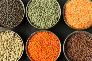 घरेलू थोक बाजार में चावल और दालों के दाम बढ़े : गेहूं और चीनी स्थिर, सरसों और सोया तेल में भी दिखी तेजी