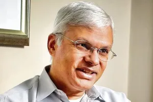 अमेरिका-भारत संबंधों के विशेषज्ञ एश्ले टेलिस गिरफ्तार : चार वर्षों तक चीन से मुलाकात और गोपनीय दस्तावेज रखने का आरोप, सजा संभावित