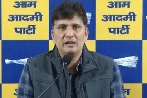 प्रदूषण के आंकड़ों में हेराफेरी कर रही सरकार : बढ़ोतरी के बावजूद चल रहे निर्माण कार्य, सौरभ भारद्वाज ने कहा- अधिकारियों के भ्रष्टाचार में लिप्त होने के कारण नहीं लग रही रोक