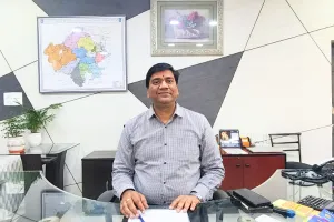 जयपुर आरटीओ प्रथम में ऑपरेशन कवच शुरू : ओवरलोड वाहनों पर कड़ी कार्रवाई, 42 चालान और 8 वाहन सीज