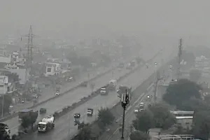 Weather Update : जयपुर में बारिश से बढ़ी सर्दी, सीकर सहित कुछ जिलों में भी हुई बारिश 