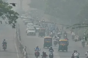जहरीली हवा में सांस लेने को मजबूर दिल्ली वाले