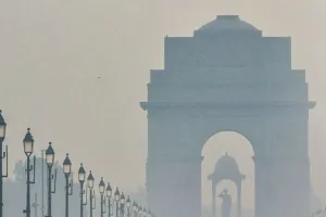 दिल्ली में प्रदूषण को रोकने का प्रयास : ग्रैप- 3 लागू करने का फैसला, 5वीं तक स्कूल होंगे ऑनलाइन 