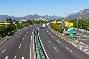 सरकार के सख्त निर्देश : नगरीय क्षेत्रों की सभी सड़कें 31 मार्च 2026 तक हर हाल में बनकर तैयार हों, सड़क की साइट पर ठेकेदार के साथ अधिकारी का भी लिखा जाएगा नाम