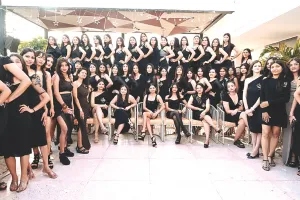 अनंता मिस एंड मिसेज इंडिया ग्लैम सीजन 7 : वेस्टर्न थीम पर ब्लैक वन पीस ड्रेस कोड में मॉडल्स ने बिखेरा जलवा, ऑडिशन राउंड का हुआ आयोजन  