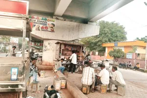 कोटा उत्तर वार्ड 23 -  बदहाल तस्वीर : पुलिए के नीचे हो रही अतिक्रमण की भरमार, पानी की समस्या से जूझते रहवासी