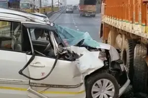 लापरवाही से राष्ट्रीय त्रासदी बनते सड़क हादसे