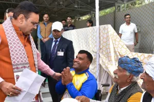 मुख्यमंत्री निवास पर नियमित जनसुनवाई : त्वरित निस्तारण के दिए निर्देश, कहा- लापरवाही बरतने वाले अधिकारियों पर सख्त कार्यवाही 