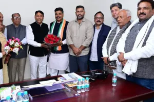 अंता विधानसभा उपचुनाव : नवनिर्वाचित कांग्रेस विधायक प्रमोद भैया जैन को देवनानी ने दिलाई शपथ, बधाई देते हुए जताई उम्मीद