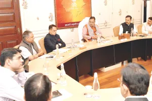 मुख्यमंत्री भजन लाल शर्मा ने जयपुर मेट्रो के संबंध में ली बैठक, कहा- जयपुर मेट्रो के विस्तार से शहर का यातायात दबाव होगा कम