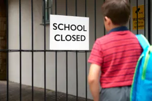 दिल्ली के बाद हरियाणा की हवा हुई जहरीली : पांचवी तक के स्कूल बंद, हाइब्रिड मोड पढ़ाई के निर्देश