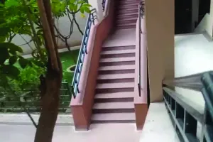 नीरजा मोदी स्कूल में दर्दनाक हादसा : बिल्डिंग से नीचे गिरी छात्रा की मौत, जांच में जुटी पुलिस