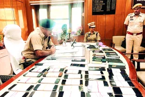 साइबर शील्ड अभियान : पुलिस की कार्रवाई में 6 बदमाश गिरफ्तार, 85 मोबाइल रिकवर