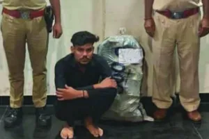 अवैध हुक्का बार पर पुलिस की कार्रवाई, क्लब मैनेजर गिरफ्तार