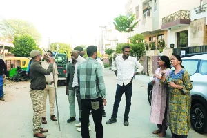 जयपुर में फिर तेंदुए की दहशत : दुर्गापुरा कॉलोनी में दिखा लेपर्ड, वन विभाग की मशक्कत के बाद भी पकड़ से दूर