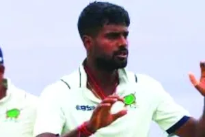 आकाश चौधरी ने लगाए 8 छक्के, रणजी में सबसे तेज लगाया अर्धशतक 