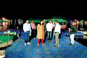 असर खबर का - सेवन वंडर्स पार्क में पर्याप्त रोशनी व्यवस्था करने के दिए निर्देश