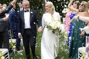 ऑस्ट्रेलियाई पीएम एंथनी अल्बनीज ने 15 साल छोटी महिला से रचाई शादी 