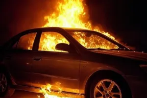 धमाकों से दहला झुंझुनू शहर, वर्कशॉप में रखीं 18 कारें स्वाहा