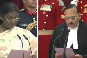 न्यायमूर्ति सूर्यकांत बने भारत ने नए सीजेआई : मुर्मू ने दिलाई राष्ट्रपति भवन में शपथ, कई लोग रहे मौजूद