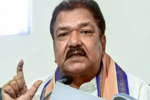 सिवान लूटकांड : मंत्री दिलीप जायसवाल का बड़ा बयान, बोलें-''घबराइए नहीं, अगर कानून के साथ खिलवाड़ करेंगे तो...'' 