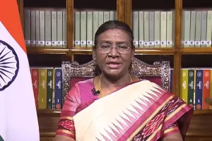 राष्ट्रपति द्रौपदी मुर्मू ने 'चाणक्य डिफेंस डायलॉग-2025' के तीसरे संस्करण के उद्घाटन में लिया हिस्सा, ऑपरेशन सिंदूर को बताया भारत की सैन्य शक्ति और शांति के संकल्प का प्रतीक