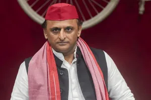 महागठबंधन की सभाओं में उमड़ रही भीड़ : बिहार बदलाव के लिए तैयार, अखिलेश यादव ने कहा- भाजपा के विरुद्ध विजय रथ को बढ़ाएं आगे