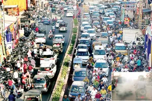 बीस लाख की आबादी, चार लाख वाहन सड़कों पर हर साल बढ़ रहे 25 से 30 हजार वाहन