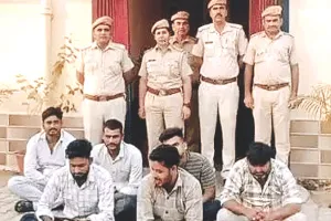 एरिया डोमिनेशन अभियान : 70 टीम, 264 अधिकारी-जवान, 380 स्थानोंं पर दबिश ; 51 बदमाशों पर शिकंजा