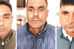 अवैध वसूली का भंड़ाफोड़: कांस्टेबल, होमगार्ड और पंक्चर दुकानदार गिरफ्तार, ऑनलाइन स्कैनर भी जब्त