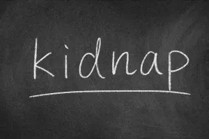 व्यवसायी का अपहरण कर मांगी 50 लाख की फिरौती : सुबह वाक पर निकला और हो गया अगवा, घायल कर चलती कार से फेंका 