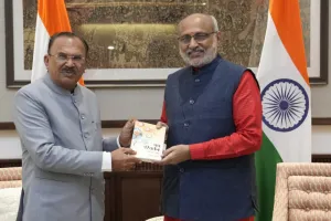 राजस्थान विधानसभा के अध्यक्ष श्री वासुदेव देवनानी की उपराष्ट्रपति श्री सी पी राधाकृष्णन से  की शिष्टाचार भेंट