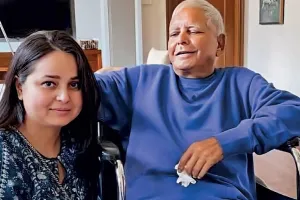 रोहिणी आचार्य का बड़ा ऐलान, ‘मैं राजनीति छोड़ रही हूं…’ पारिवारिक कलह हुई उजागर!