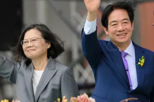 ताइवान ने चीन से जंग के लिए रक्षा पर 40 अरब डॉलर अतिरिक्त खर्च का किया ऐलान 