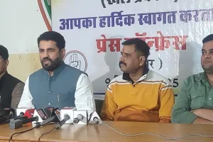 वोट चोर गद्दी छोड़ अभियान : अमीन पठान ने पीसीसी में मीडिया से बातचीत करते हुए कहा- दिल्ली महारैली में खेल प्रकोष्ठ के कार्यकर्ता बड़ी संख्या में शामिल होंगे