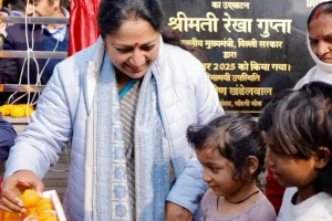 मेहनतकशों के लिए सम्मान और सहारा है अटल कैंटीन : गरम और पौष्टिक भोजन होगा उपलब्ध, रेखा गुप्ता ने कहा- सर्वांगीण विकास के लिए निरंतर मूलभूत सुविधाओं का विस्तार कर रही सरकार 