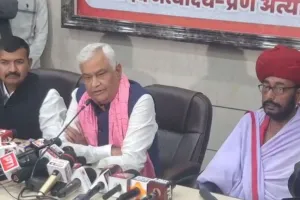 भारतीय जनता पार्टी कार्यालय में कार्यकर्ता सुनवाई : किरोडी लाल मीणा ने मीडिया से बातचीत मेंं कहा- मैं सरकार में युवाओं को मौका देने का समर्थन, पेस्टीसाइड से खेती जहर उगल रही जागरुकता जरूरी