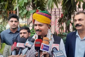 टीकाराम जूली का भाजपा सरकार पर हमला : 2 साल में नहीं किया कोई काम, जनता के पैसे को जश्न में लुटाएंगे