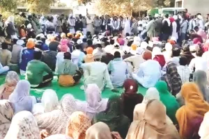 एथेनॉल फैक्ट्री निर्माण के विरोध का मामला : टिब्बी में तनाव पूर्ण शांति, भारी पुलिस फोर्स तैनात ; इंटरनेट सेवाएं दूसरे दिन भी बंद