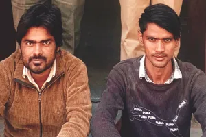 अंतरराज्यीय सेक्सटॉर्शन गिरोह के दो सदस्य गिरफ्तार : बुजुर्ग से किस्तों में वसूले 7.74 लाख रुपए, देशभर में 5 करोड़ से अधिक की ठगी स्वीकारी