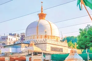 ख्वाजा साहब के 814वें उर्स की छड़ियां लेकर आ रहे हैं दो हजार से ज्यादा कलंदर, 17 मई को चढ़ाया जाएगा झंडा 