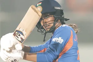 टी-20 सीरीज : भारतीय महिला टीम ने श्रीलंका को आठ विकेट से हराया, सीरीज में 1-0 से बनाई बढ़त 