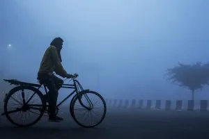 WEATHER UPDATE : प्रदेश में घना कोहरा, कल से सर्दी बढ़ने की संभावना 