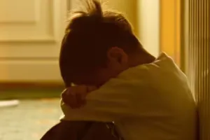 बचपन पर बोझ नहीं, संरक्षण चाहिए