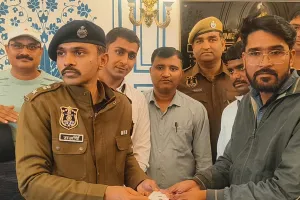 डीएसटी टीम की कार्रवाई : 10 पावर बाइक सहित 43 मोबाइल बरामद, 6 अरोपी गिरफ्तार