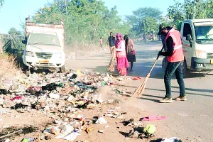 वार्डों में चला सघन सफाई अभियान : आमजन और व्यापारी बने भागीदार, बदलेगी शहर की तस्वीर
